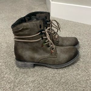 NWT Reiker Peyton Booties Size 36 (US size 6)